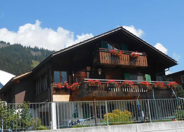 Hari By Interhome Lejlighed